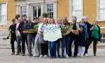 Fingal Food Circle members and Duncan Henderson (Fingal County Council) outside Newbridge House cropped 5/3 image